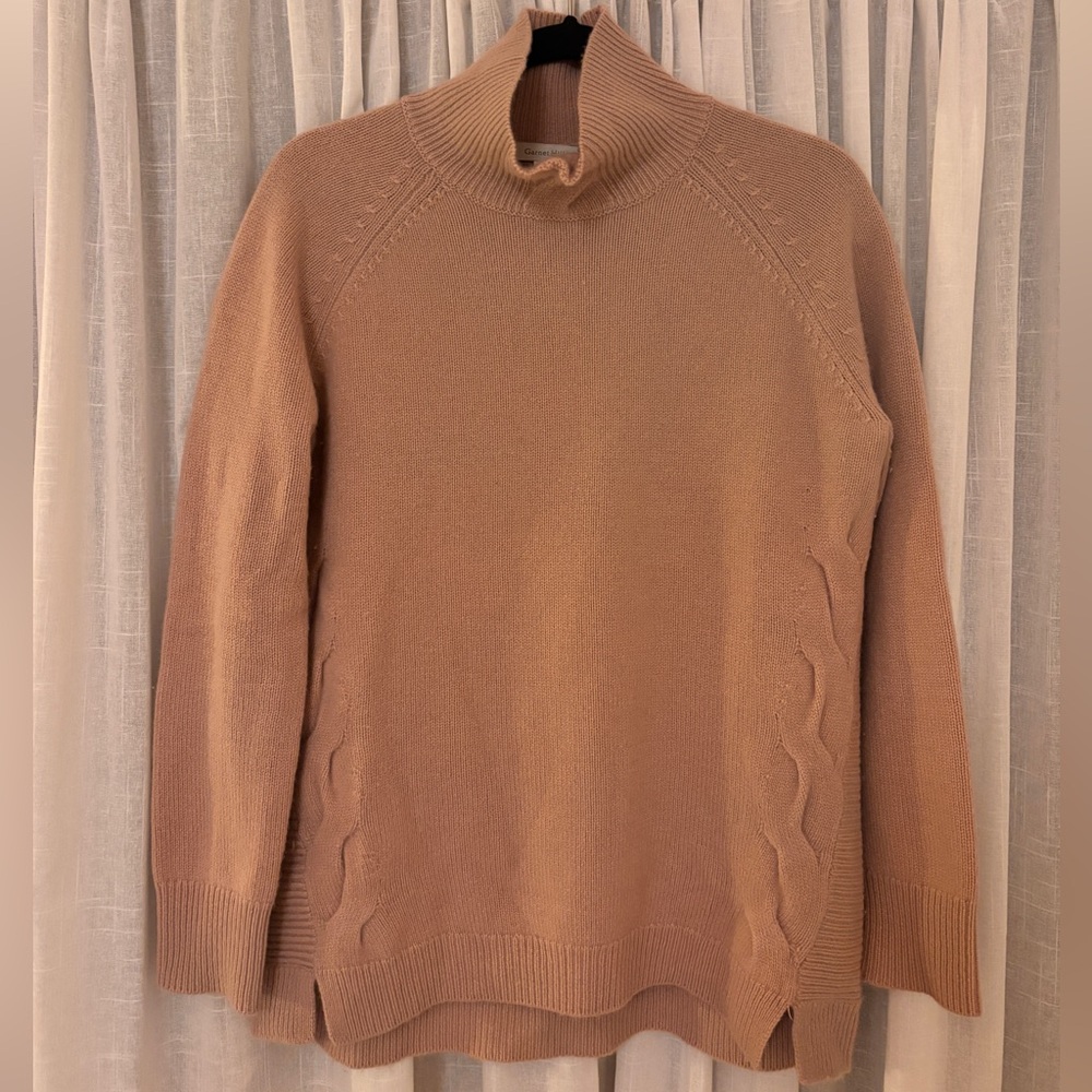 100% Cashmere Turtleneck Sweater in blush color